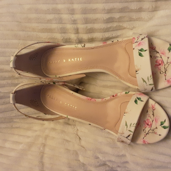 Summer 3" heels - Picture 4 of 4